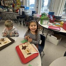 Reading Makes Me Happy